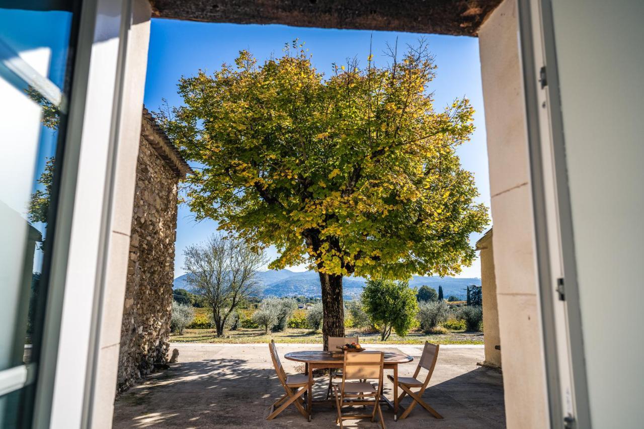 Gite "La Sainte-Croix", Traditional Provencal House For 8 People, Private Swimming-Pool, Air-Conditioner, Beautiful Scenery ヴェゾン・ラ・ロメーヌ エクステリア 写真